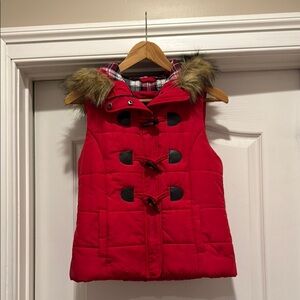 Love tree red hooded outdoor puffer vest small